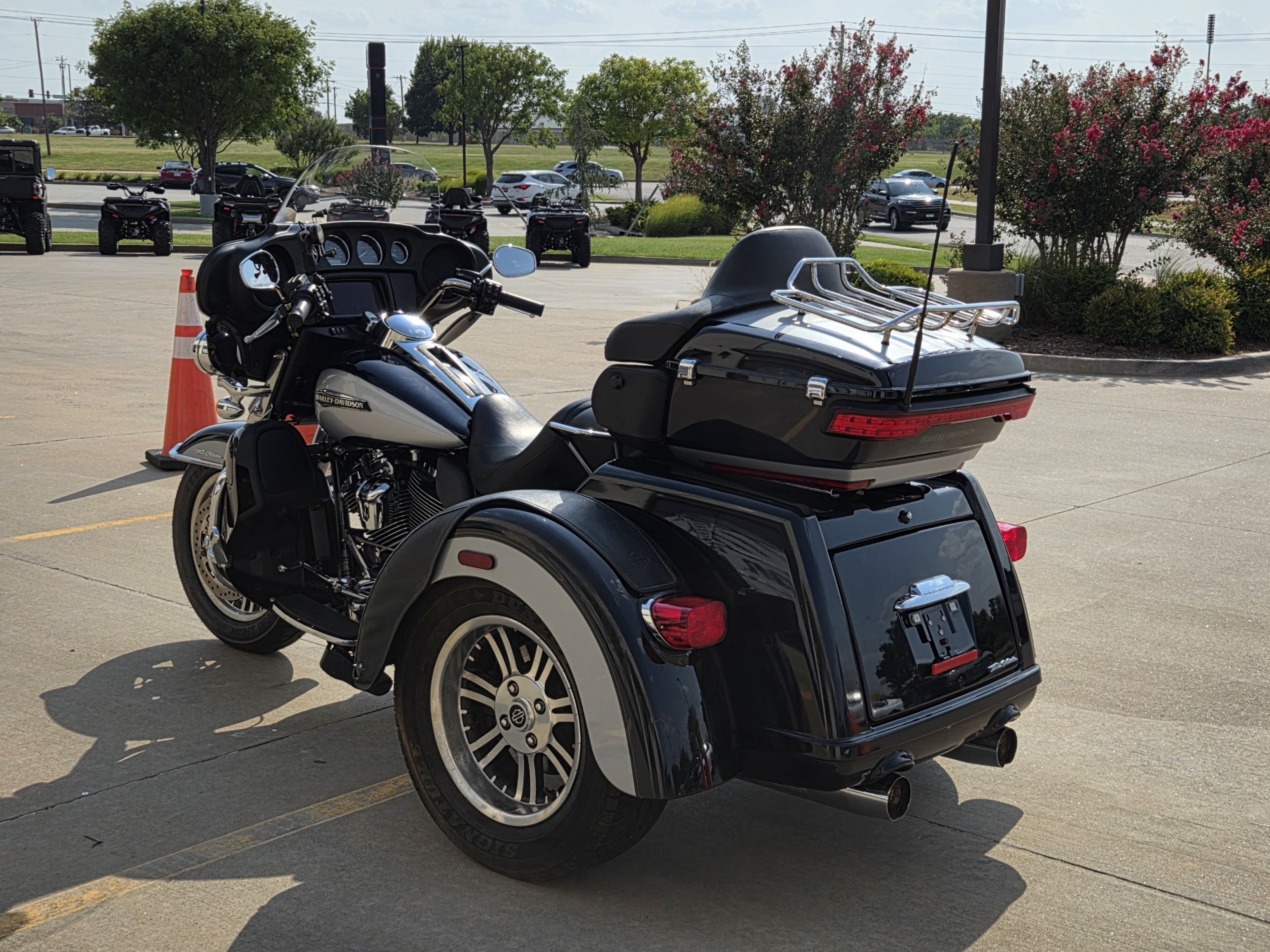 2020 Harley-Davidson Tri Glide® Ultra 6