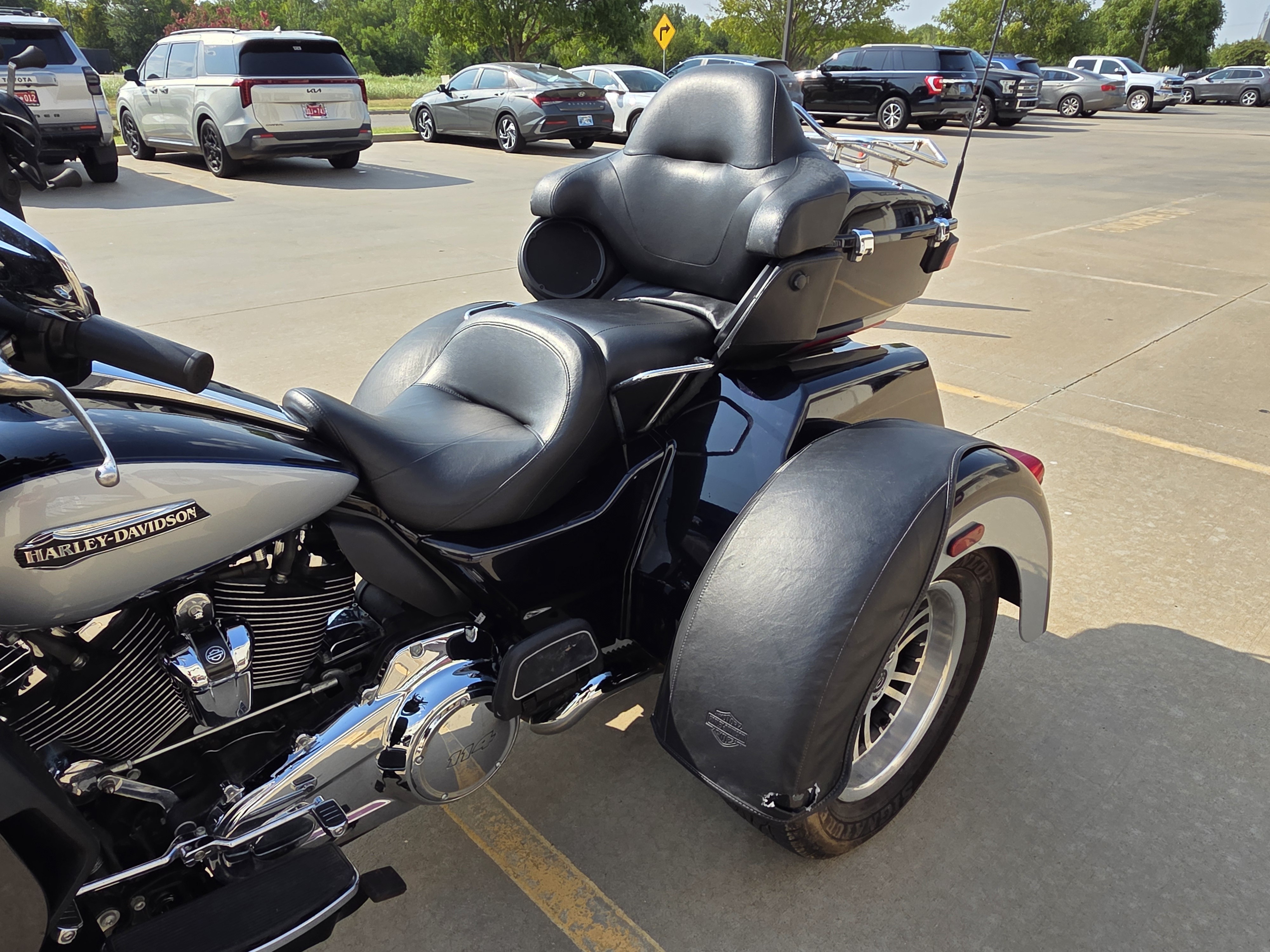 2020 Harley-Davidson Tri Glide® Ultra 11