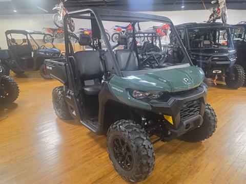 2026 Can-Am Defender DPS HD9 — photo 1 of 16