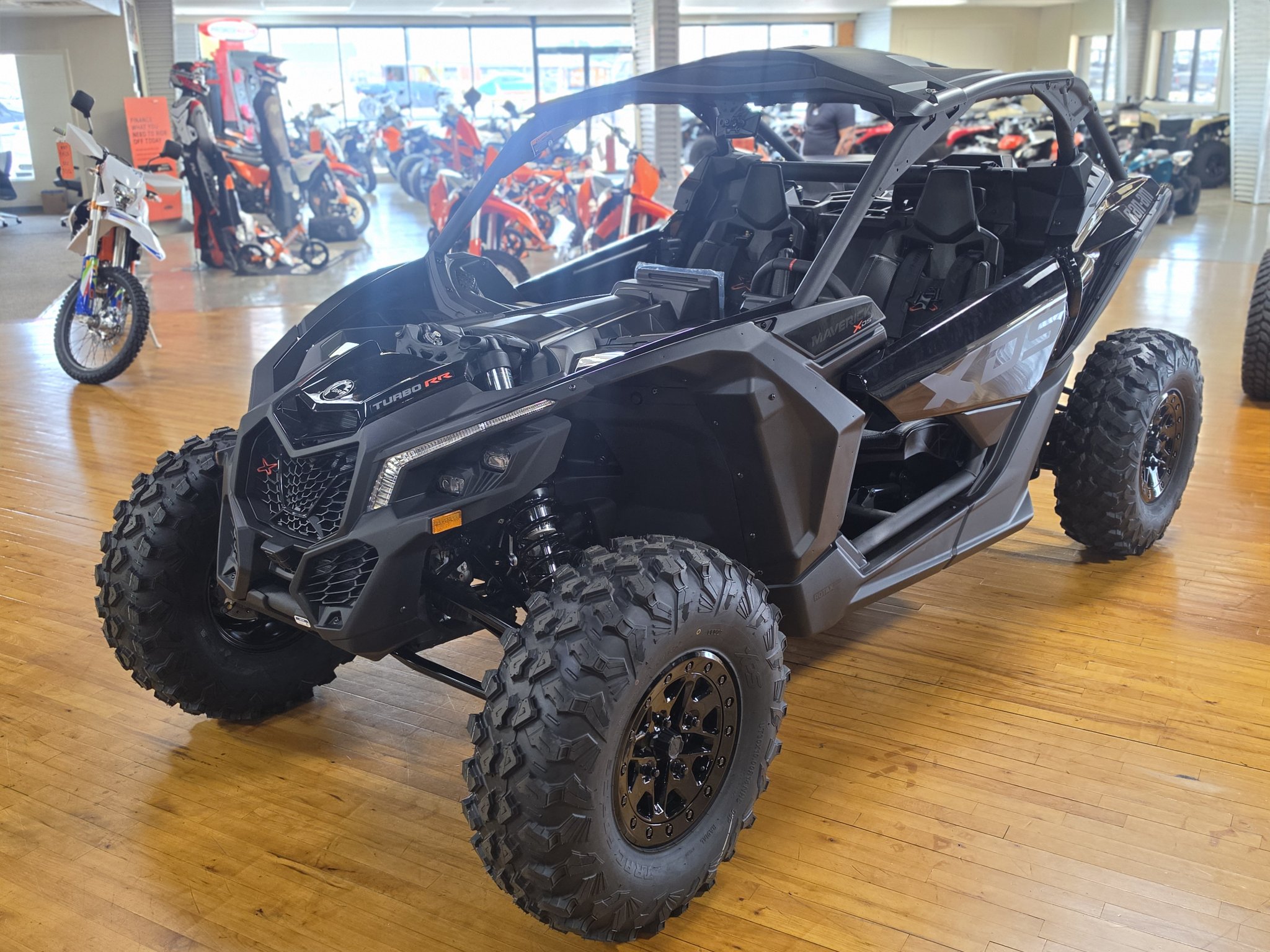 2026 Can-Am™ Maverick X3 X DS TURBO RR 3