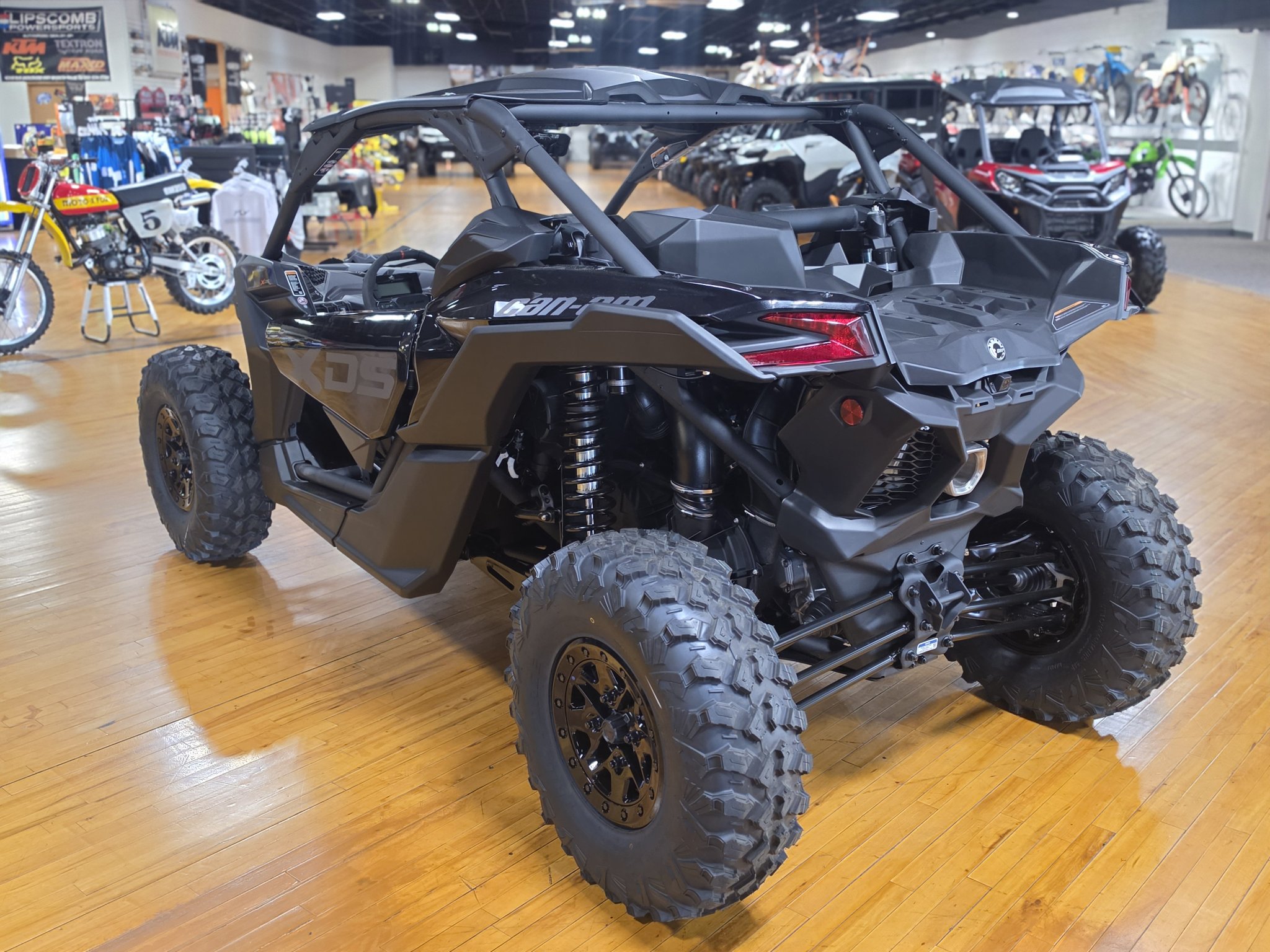 2026 Can-Am™ Maverick X3 X DS TURBO RR 5