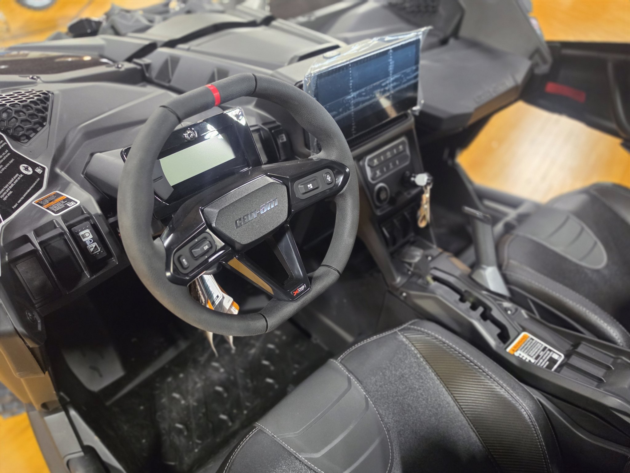 2026 Can-Am™ Maverick X3 X DS TURBO RR 9