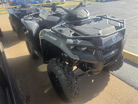 2026 Can-Am Outlander 500 — photo 1 of 14