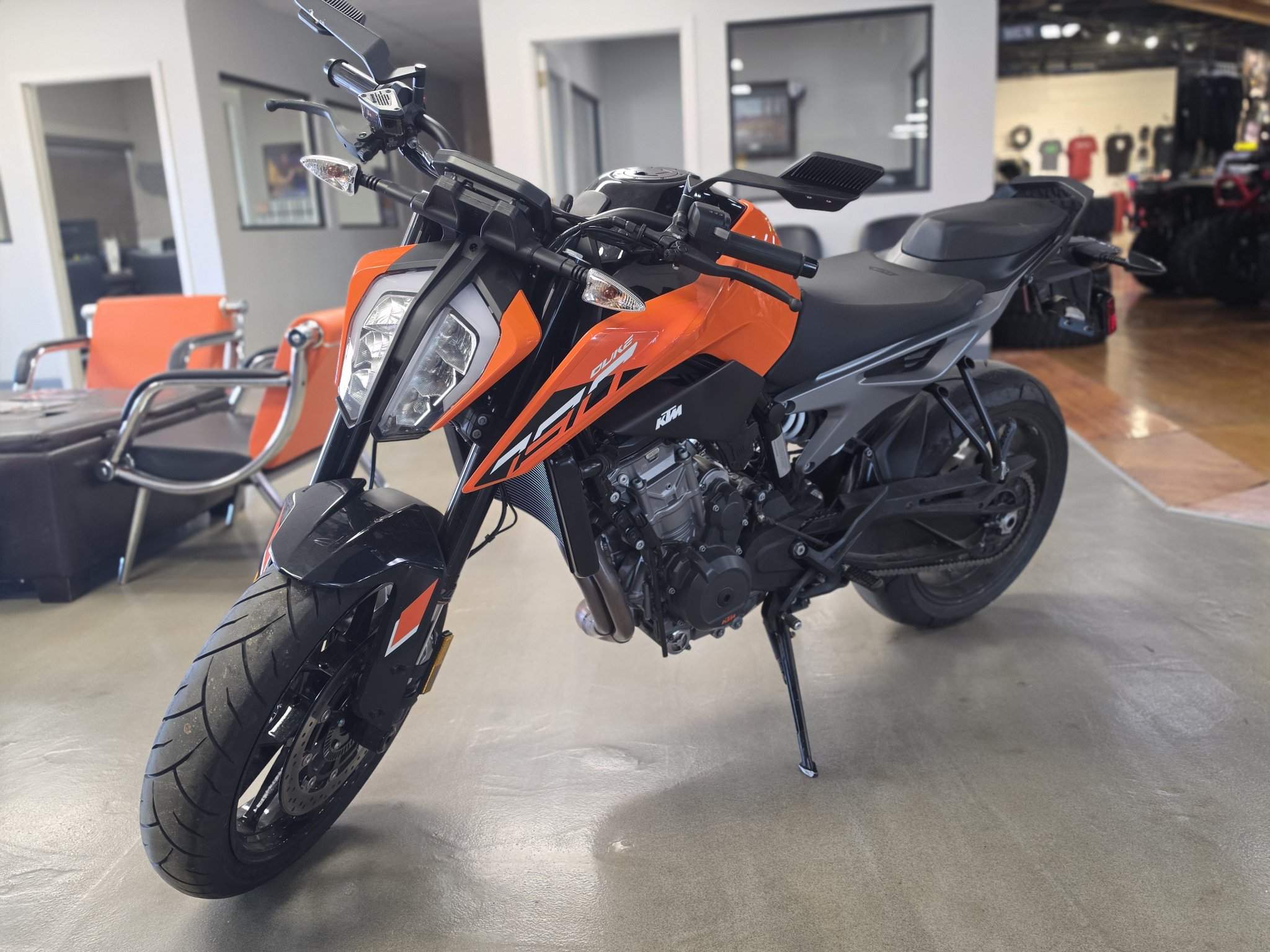2024 KTM 790 Duke 3