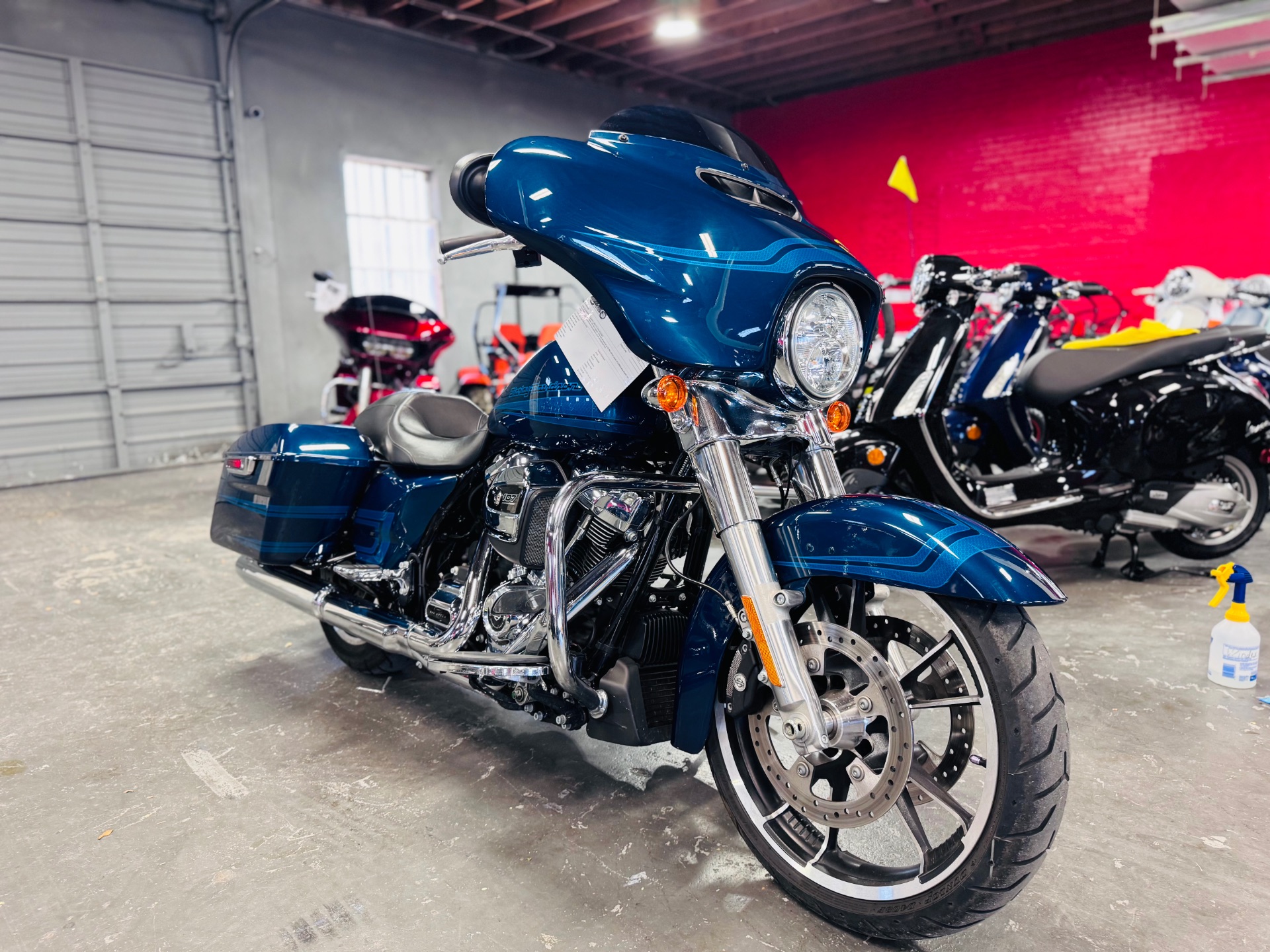 2020 Harley-Davidson Street Glide® 1
