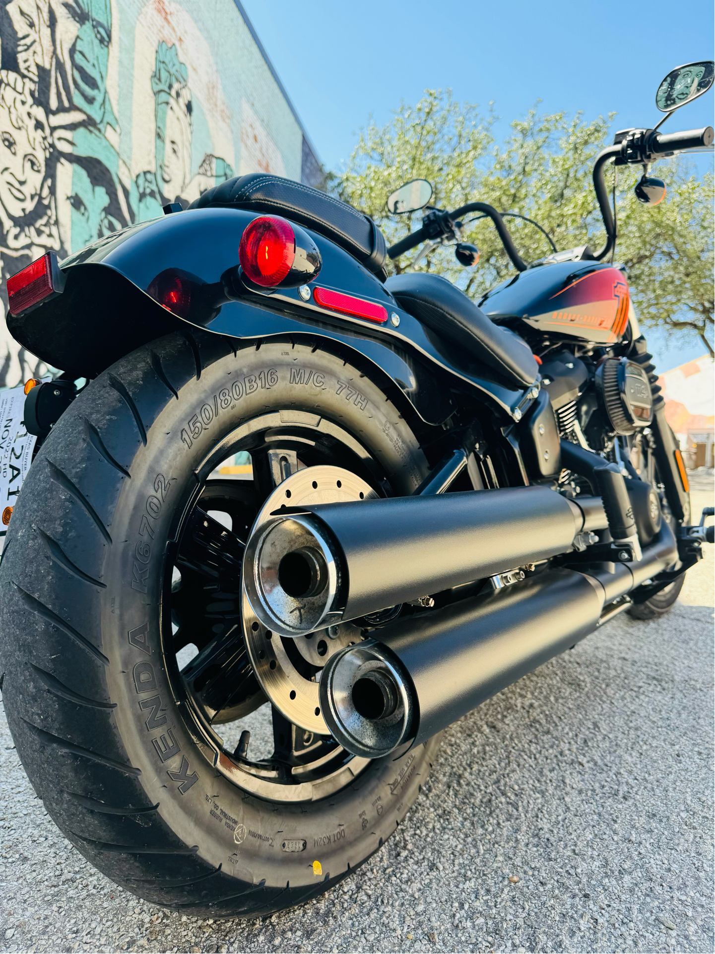 2022 Harley-Davidson Street Bob® 114 in San Antonio, Texas - Photo 11