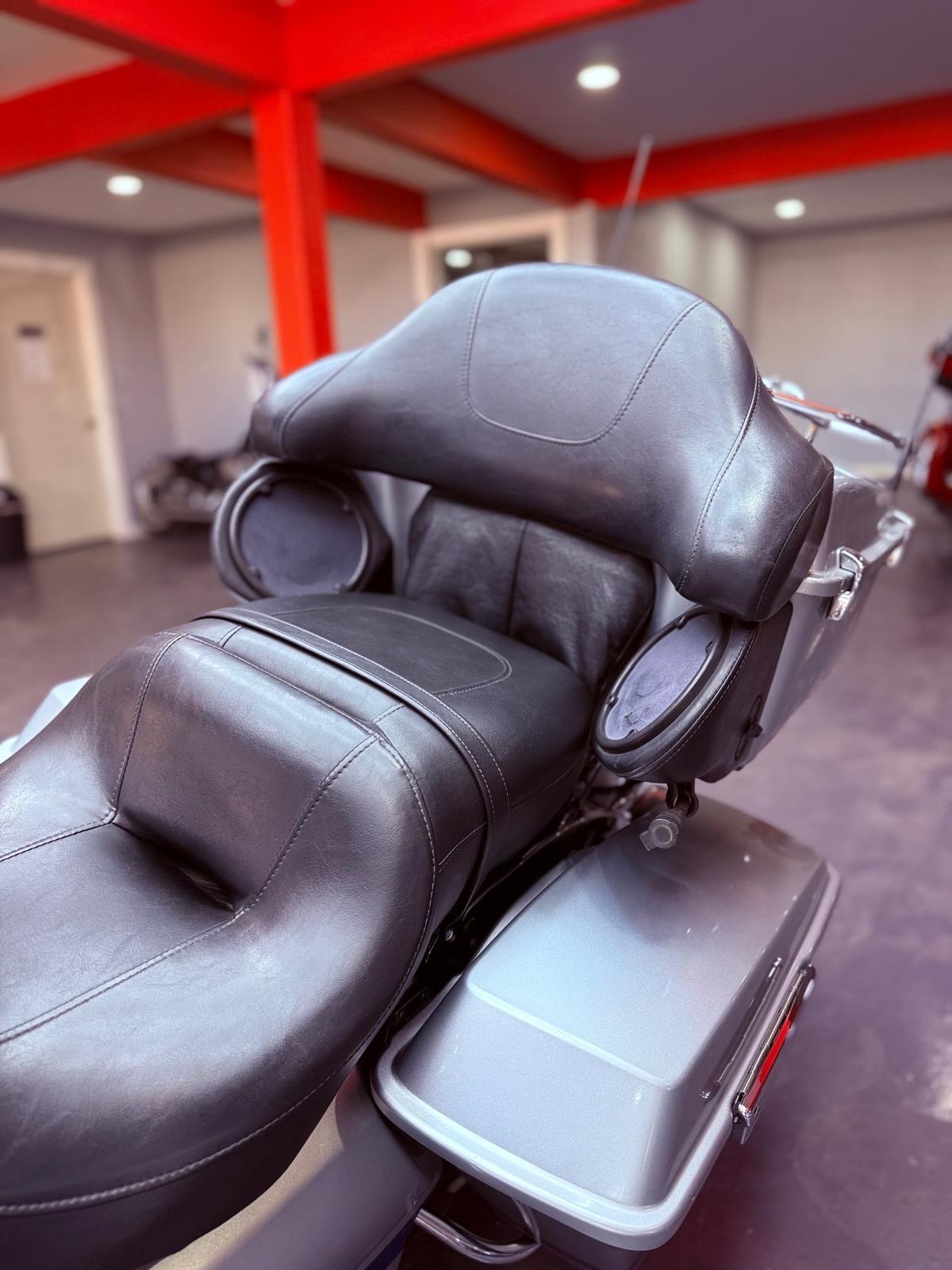 2011 Harley-Davidson Road Glide® Ultra in San Antonio, Texas - Photo 6