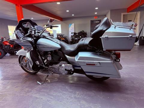 2011 Harley-Davidson Road Glide® Ultra in San Antonio, Texas - Photo 8