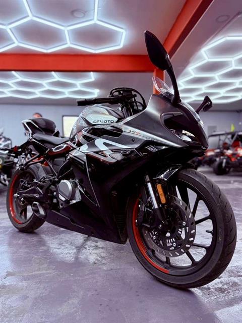 2023 CFMOTO 300SS in San Antonio, Texas - Photo 2