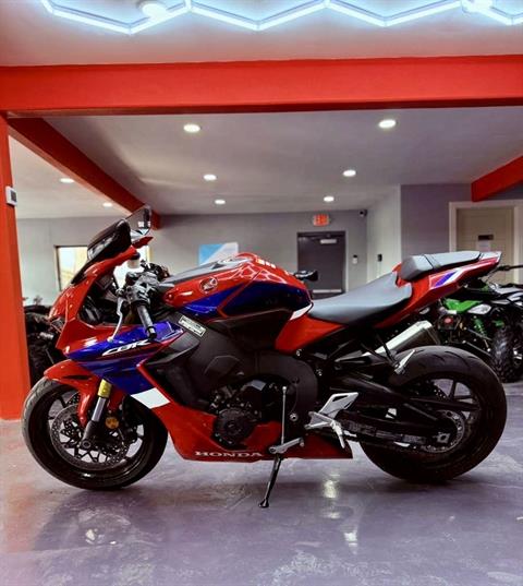 2022 Honda CBR1000RR ABS in San Antonio, Texas - Photo 7