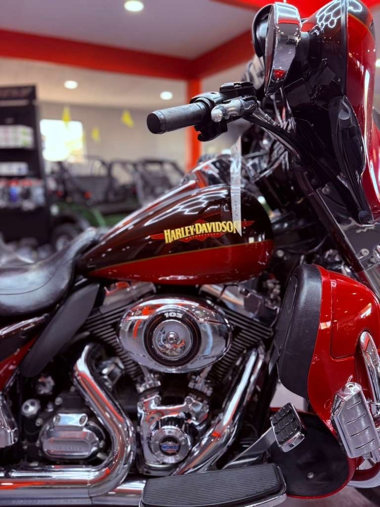 2010 Harley-Davidson Electra Glide® Ultra Limited in San Antonio, Texas - Photo 11