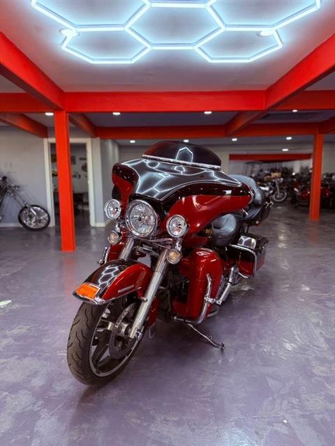 2010 Harley-Davidson Electra Glide® Ultra Limited in San Antonio, Texas - Photo 13