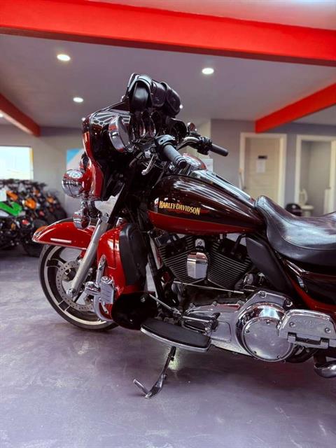 2010 Harley-Davidson Electra Glide® Ultra Limited in San Antonio, Texas - Photo 19