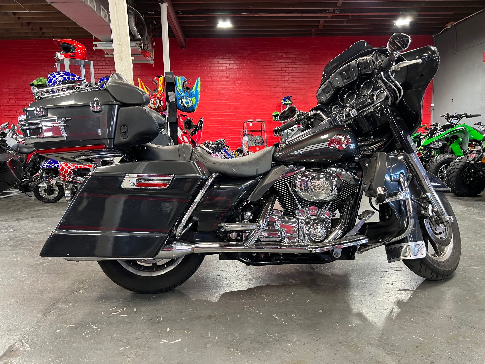 2007 Harley-Davidson Ultra Classic® Electra Glide® in San Antonio, Texas - Photo 2