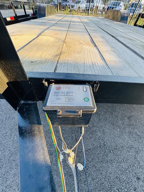 2026 C&M TRAILERS INC CAR HAULER 18x82 TANDEM in San Antonio, Texas - Photo 4