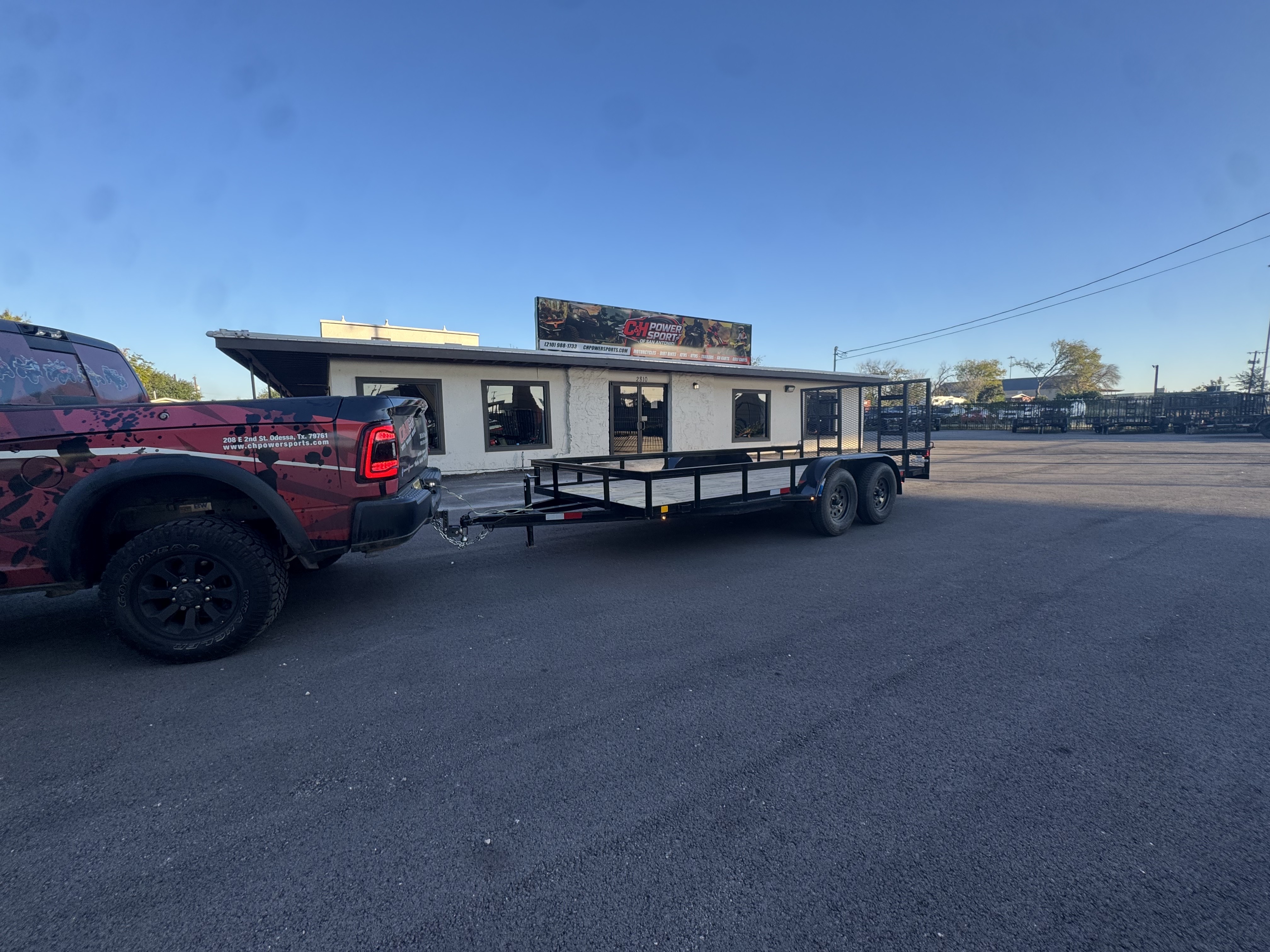 2025 C&M TRAILERS INC UTILITY 18x82 WITH GATE in San Antonio, Texas - Photo 11