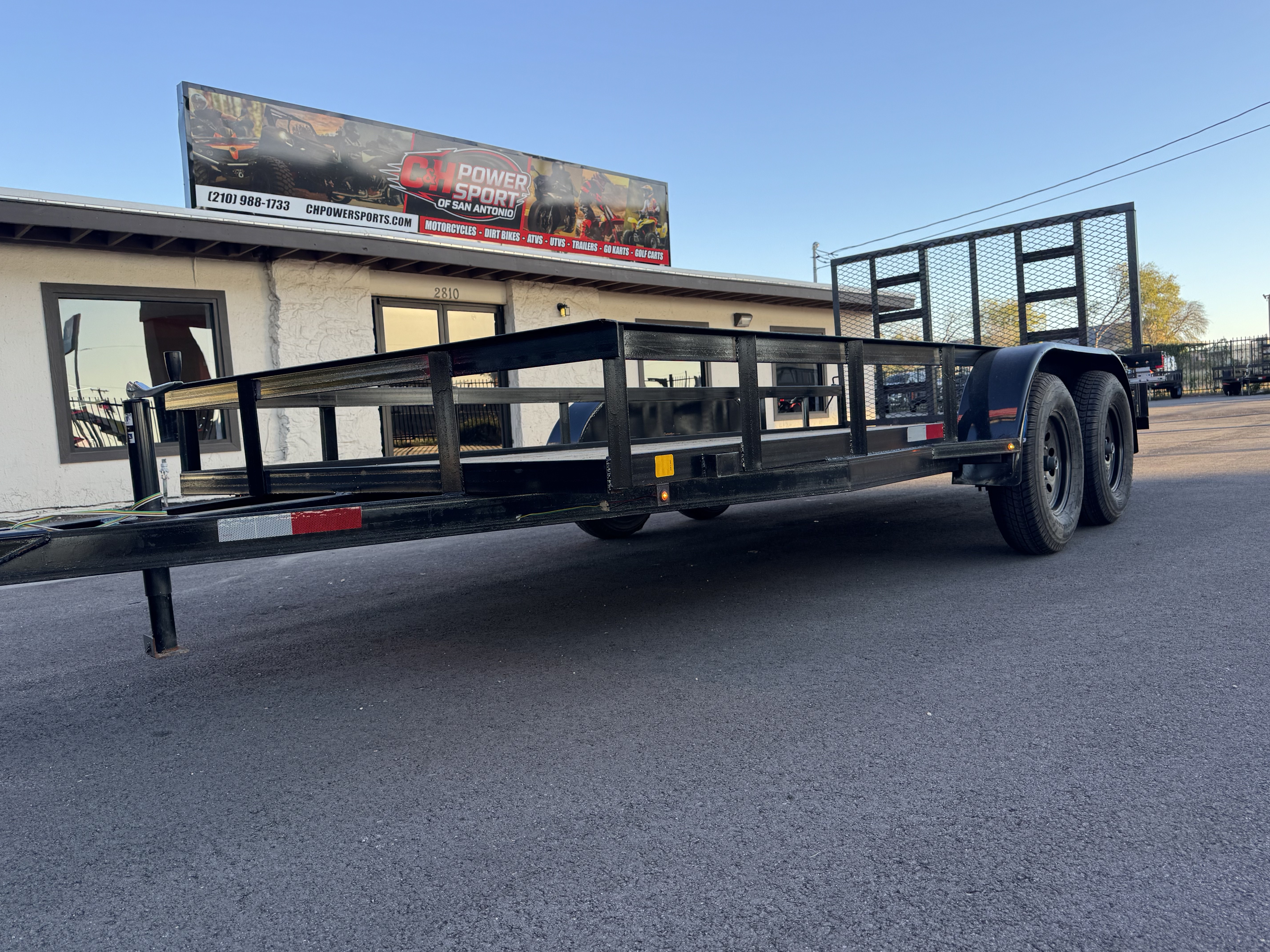 2025 C&M TRAILERS INC UTILITY 18x82 WITH GATE in San Antonio, Texas - Photo 12