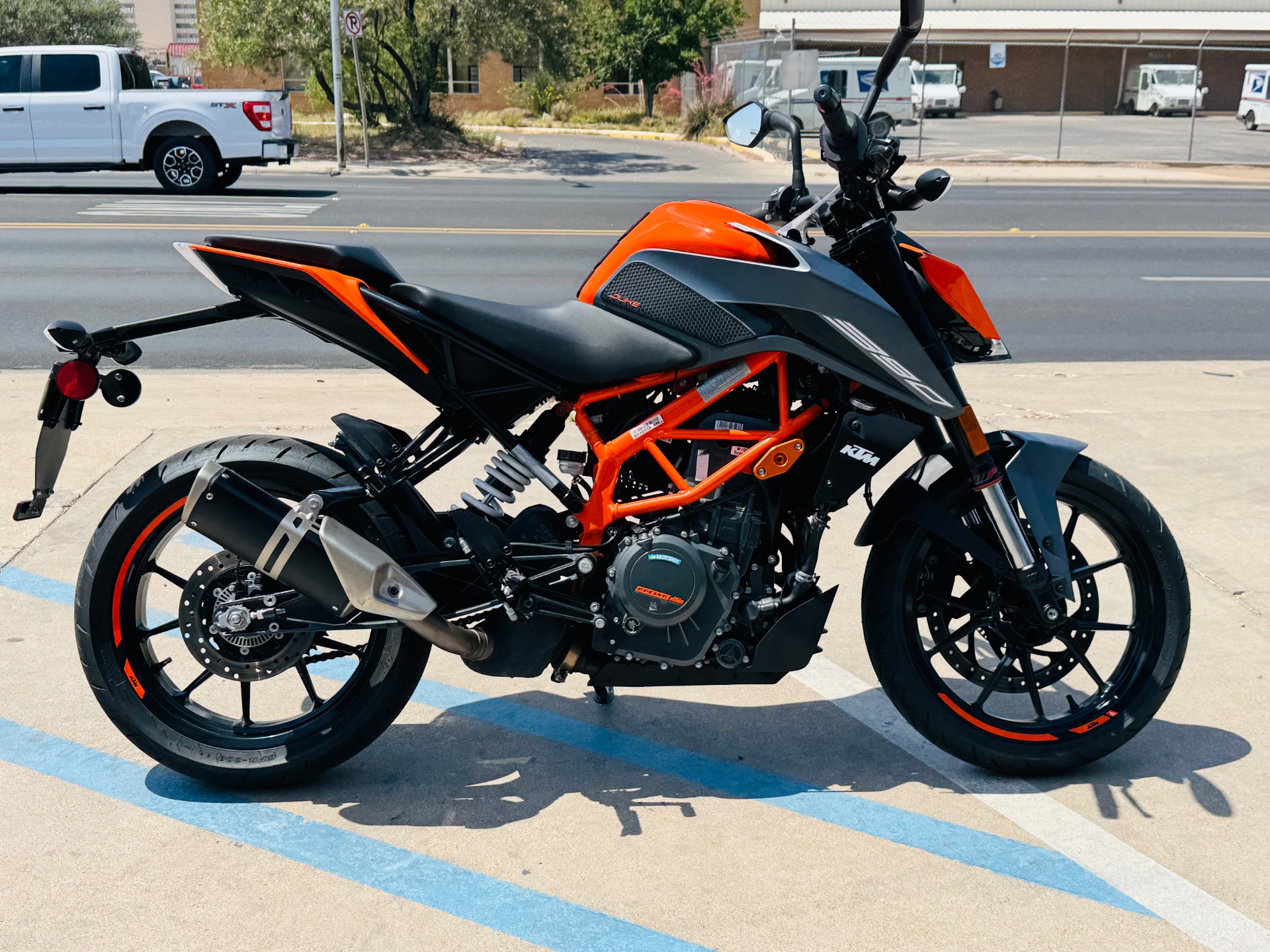 2023 KTM 390 Duke in San Antonio, Texas - Photo 1