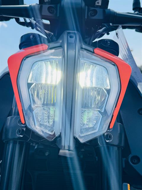2023 KTM 390 Duke in San Antonio, Texas - Photo 5