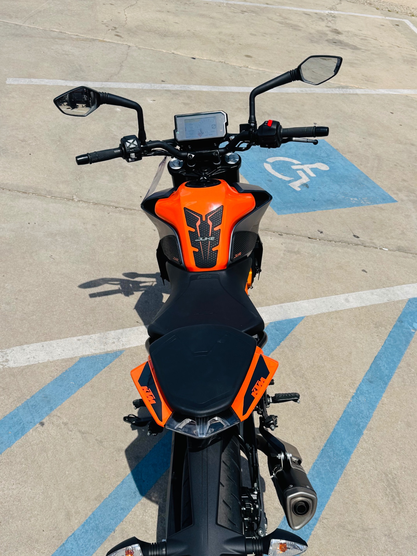 2023 KTM 390 Duke in San Antonio, Texas - Photo 12