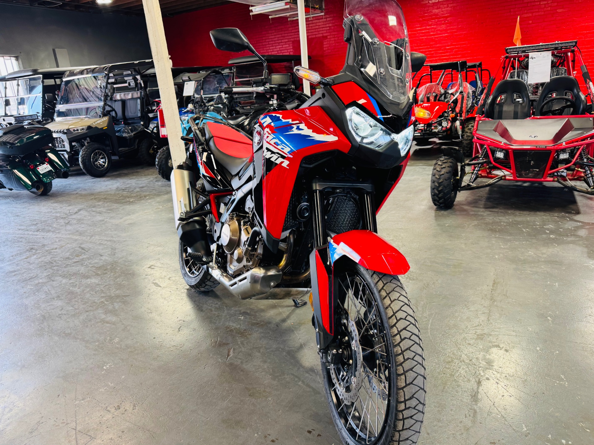 2024 Honda Africa Twin in San Antonio, Texas - Photo 4