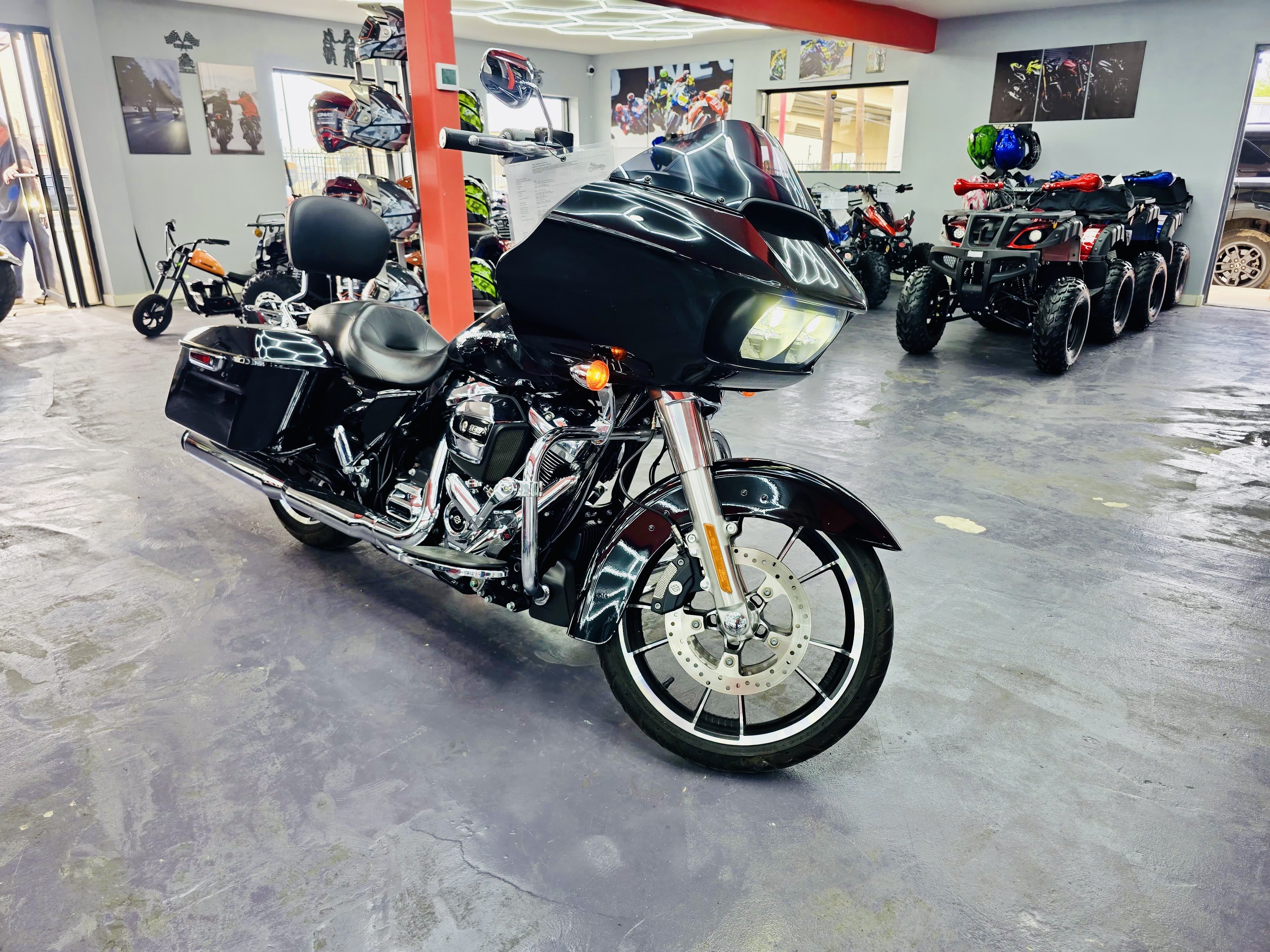 2020 Harley-Davidson Road Glide® 3