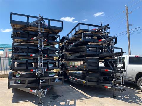 2026 C&M TRAILERS INC CAR HAULER 20x82 TANDEM in San Antonio, Texas - Photo 5