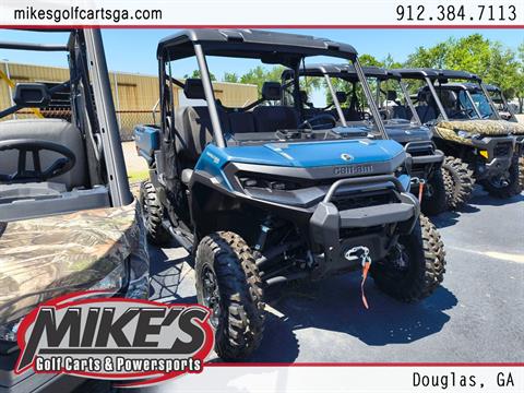 2026 Can-Am Defender XT HD11 with 10.25 in. touchscreen display