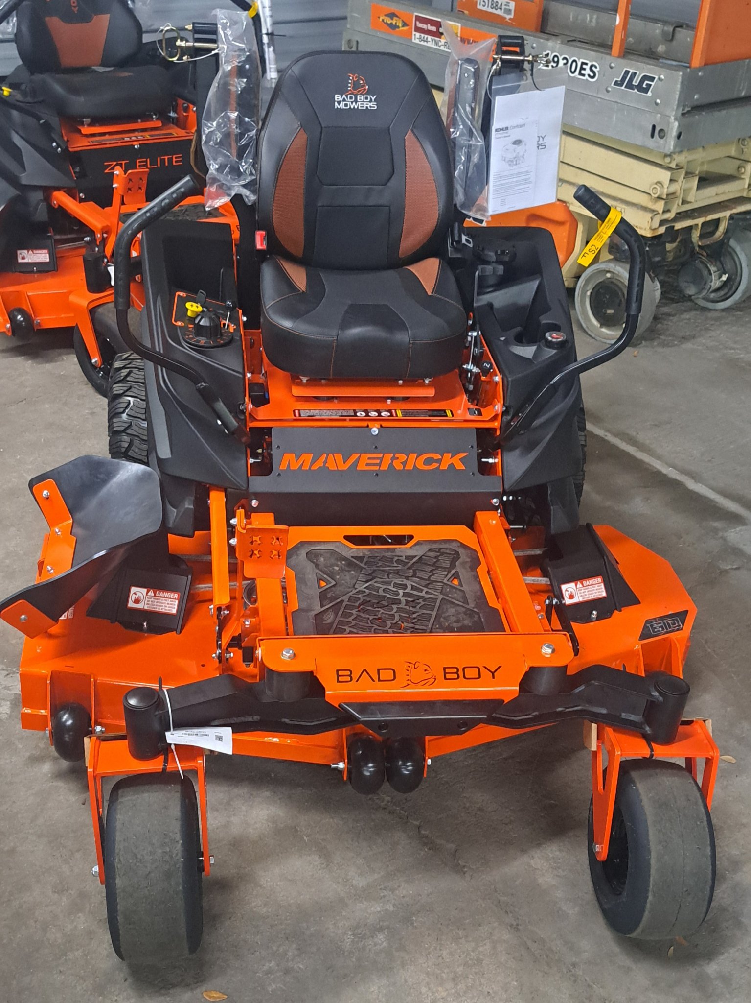 TITO ドライスーツ MOBBY製 男性170cm70kg 背面 排気バルブ New Bad Boy Mowers Maverick 60 in. Kawasaki FS730V 24 hp Lawn