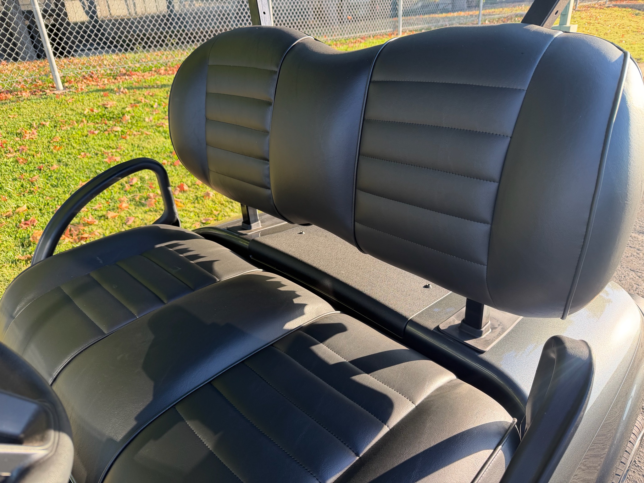 2027 EZGO RXV photo 2