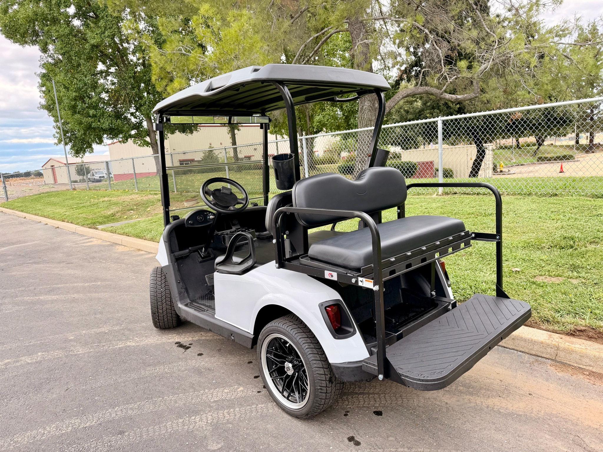 2020 EZGO Freedom photo 3