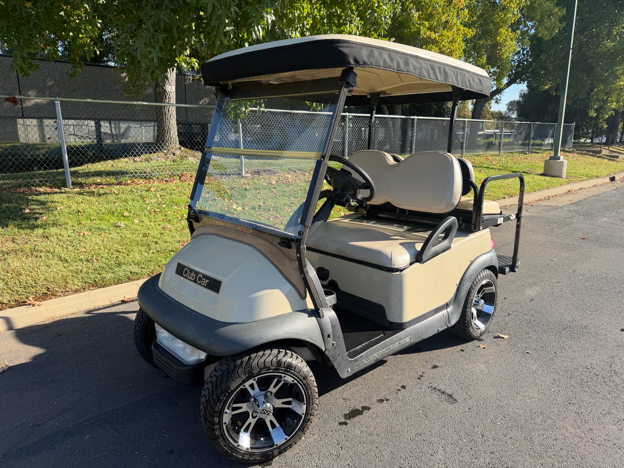 Gipson Golf Carts