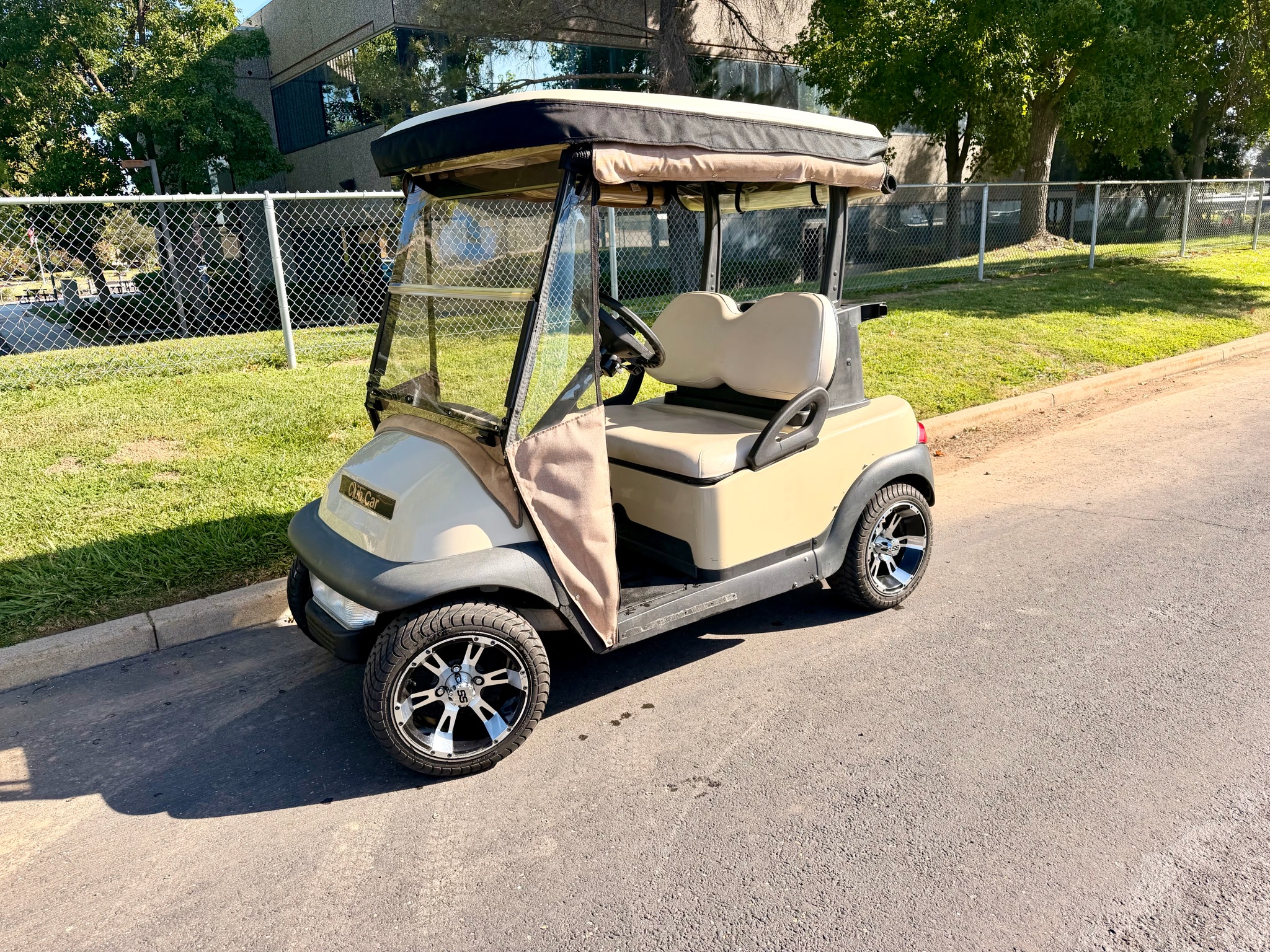 2004 Club Car PRECEDENT