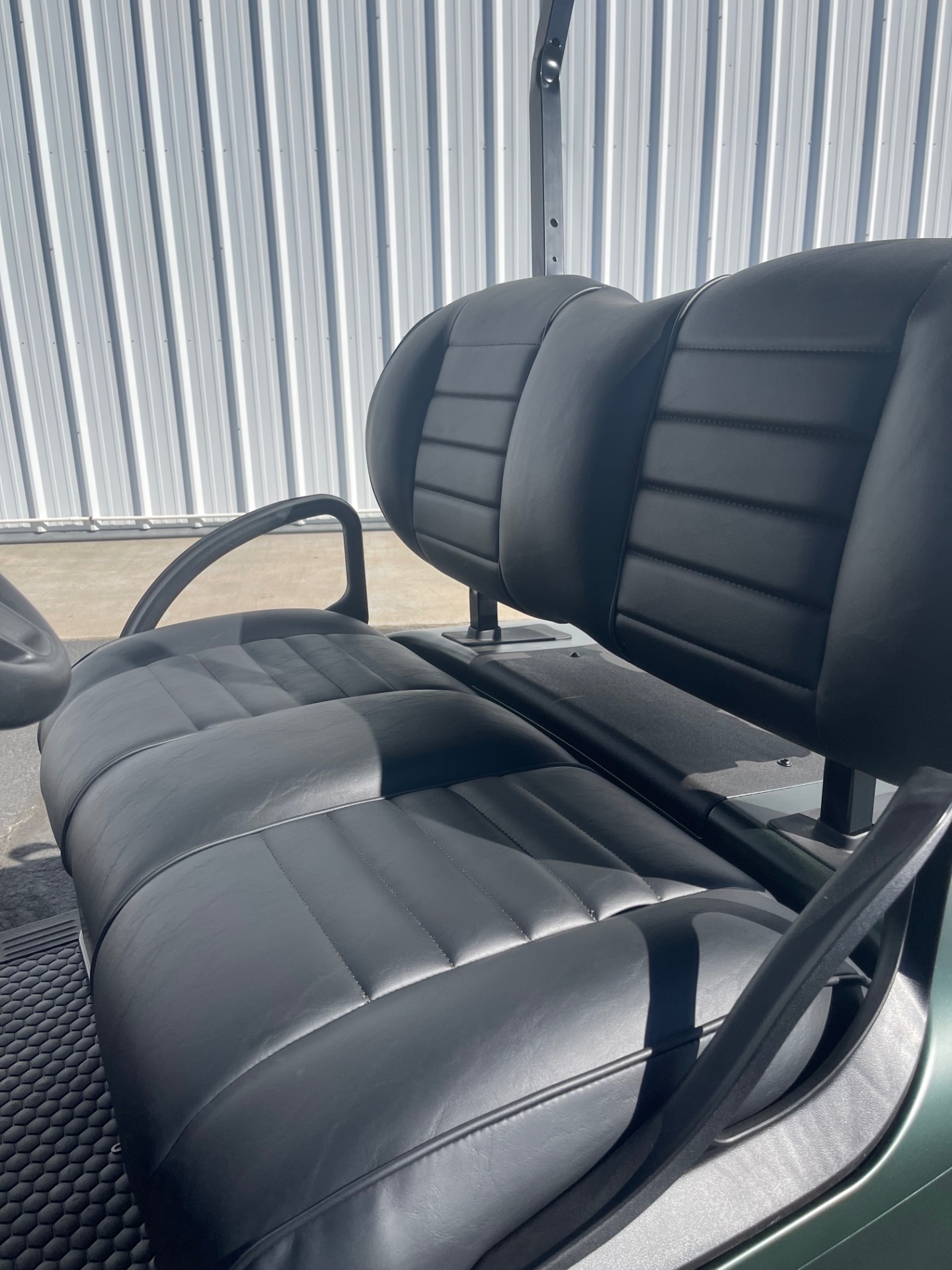 2026 E-Z-GO RXV 2 Freedom ELiTE Lithium in Rancho Murieta, California - Photo 2