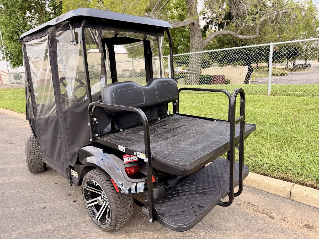 2018 EZGO TXT photo 4