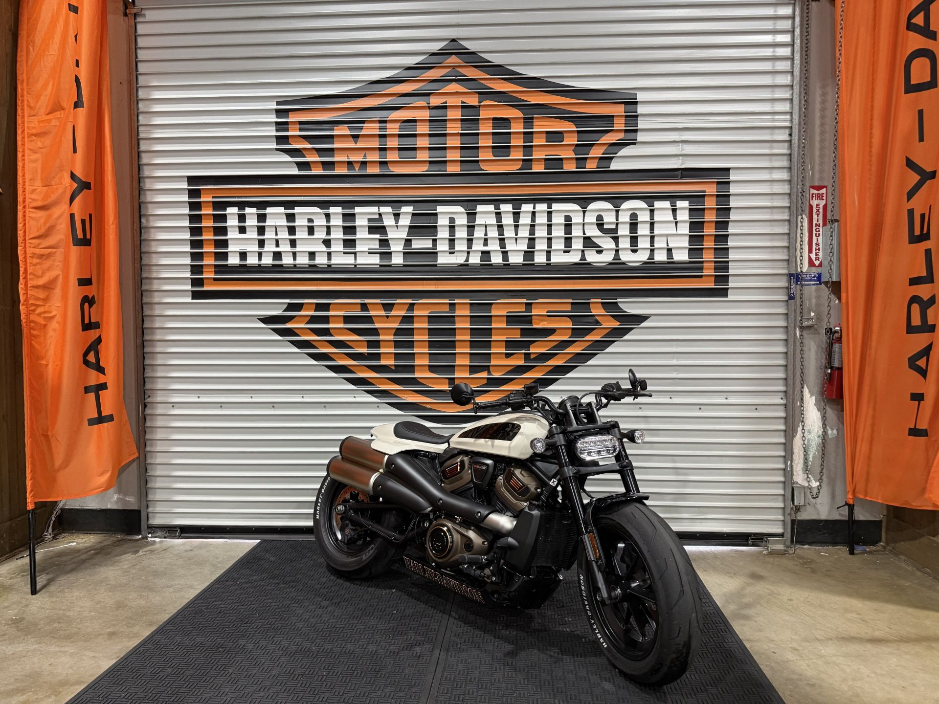 2023 Harley-Davidson Sportster® S 1