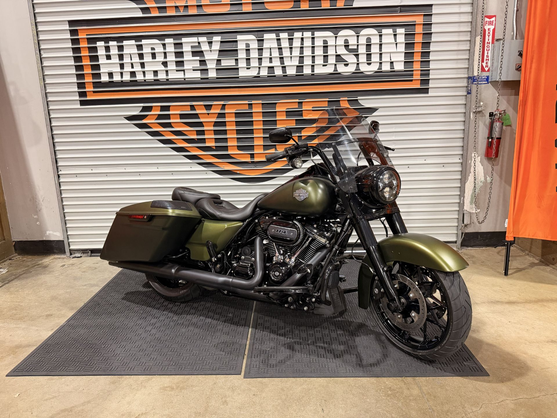2022 Harley-Davidson Road King® Special 1