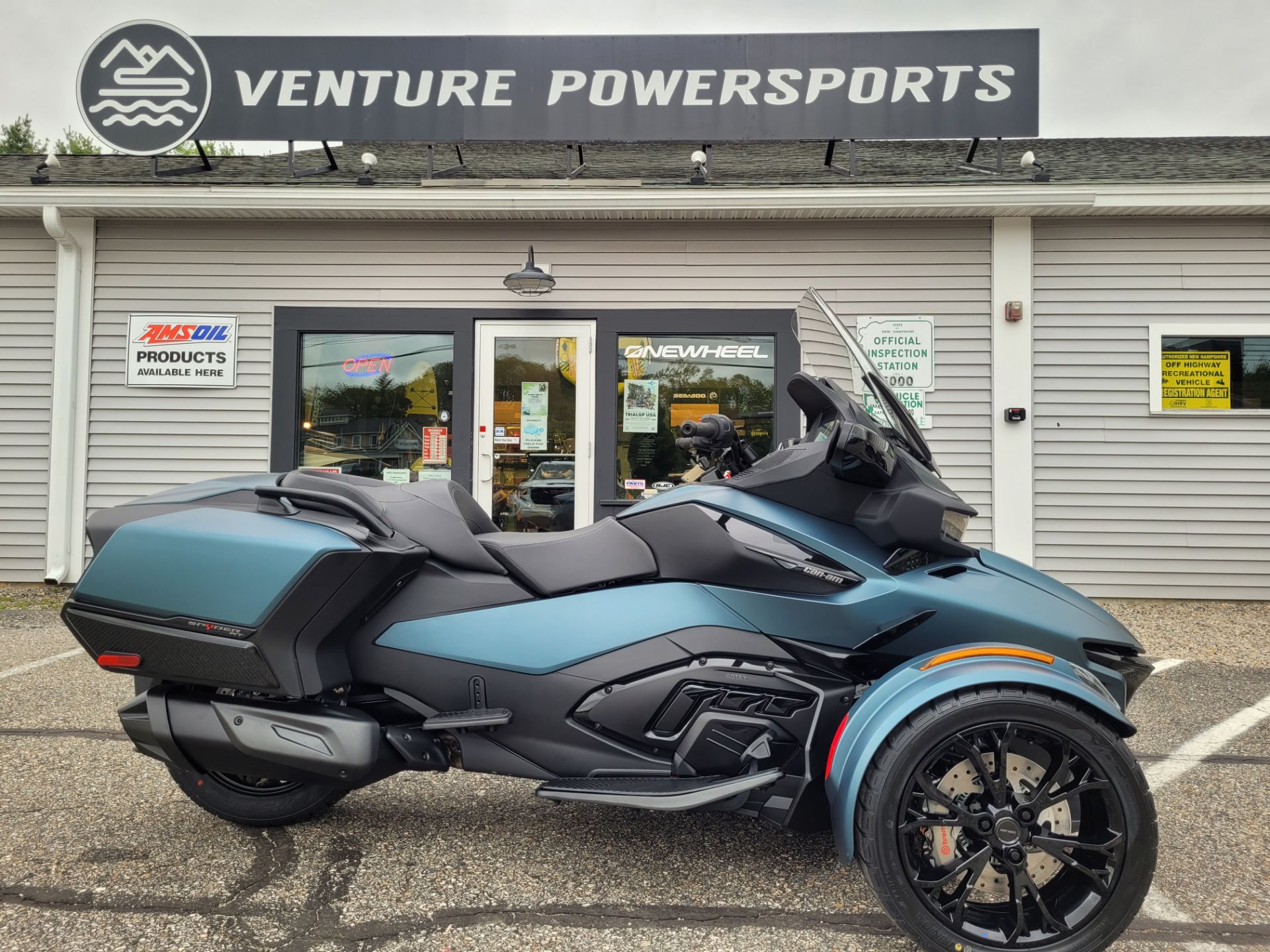 【中古】PETROLPICS Can-Am 2024 Can-Am Spyder RT Motorcycles Antigo Wisconsin B2RA