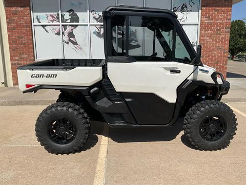 2027 Can-Am Defender Limited HD11