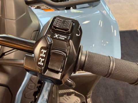 2026 Can-Am Outlander XT 700 in Chippewa Falls, Wisconsin - Photo 9