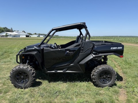 2026 Can-Am Commander XT 1000R