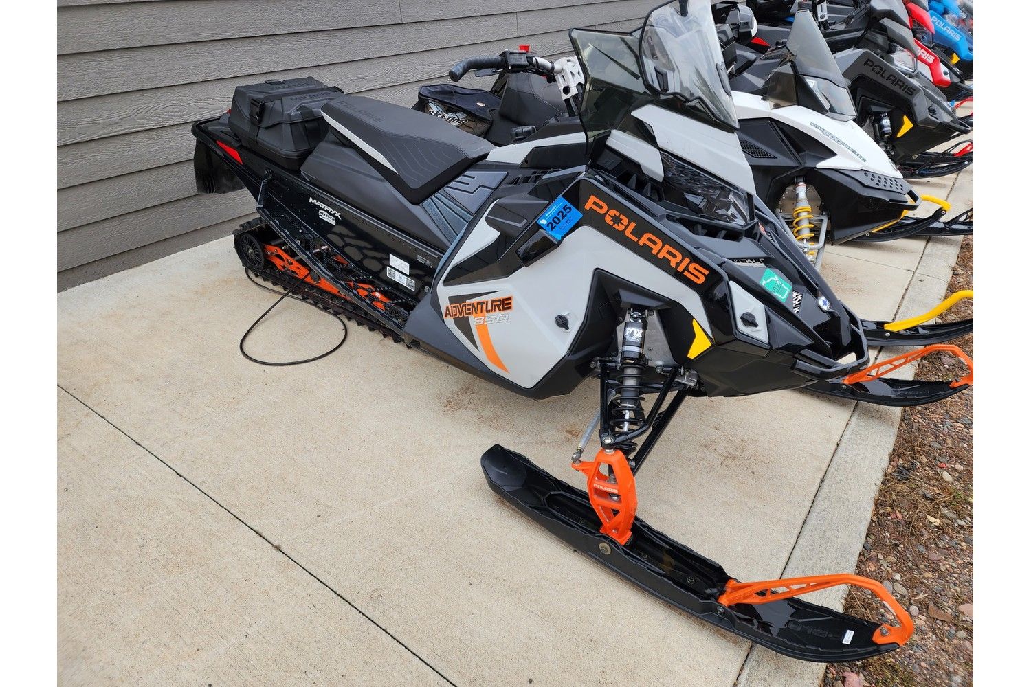2023 Polaris 850 Indy Adventure 137 in Chippewa Falls, Wisconsin - Photo 7