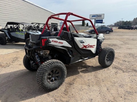 2025 Can-Am Maverick Sport X RC in Chippewa Falls, Wisconsin - Photo 3