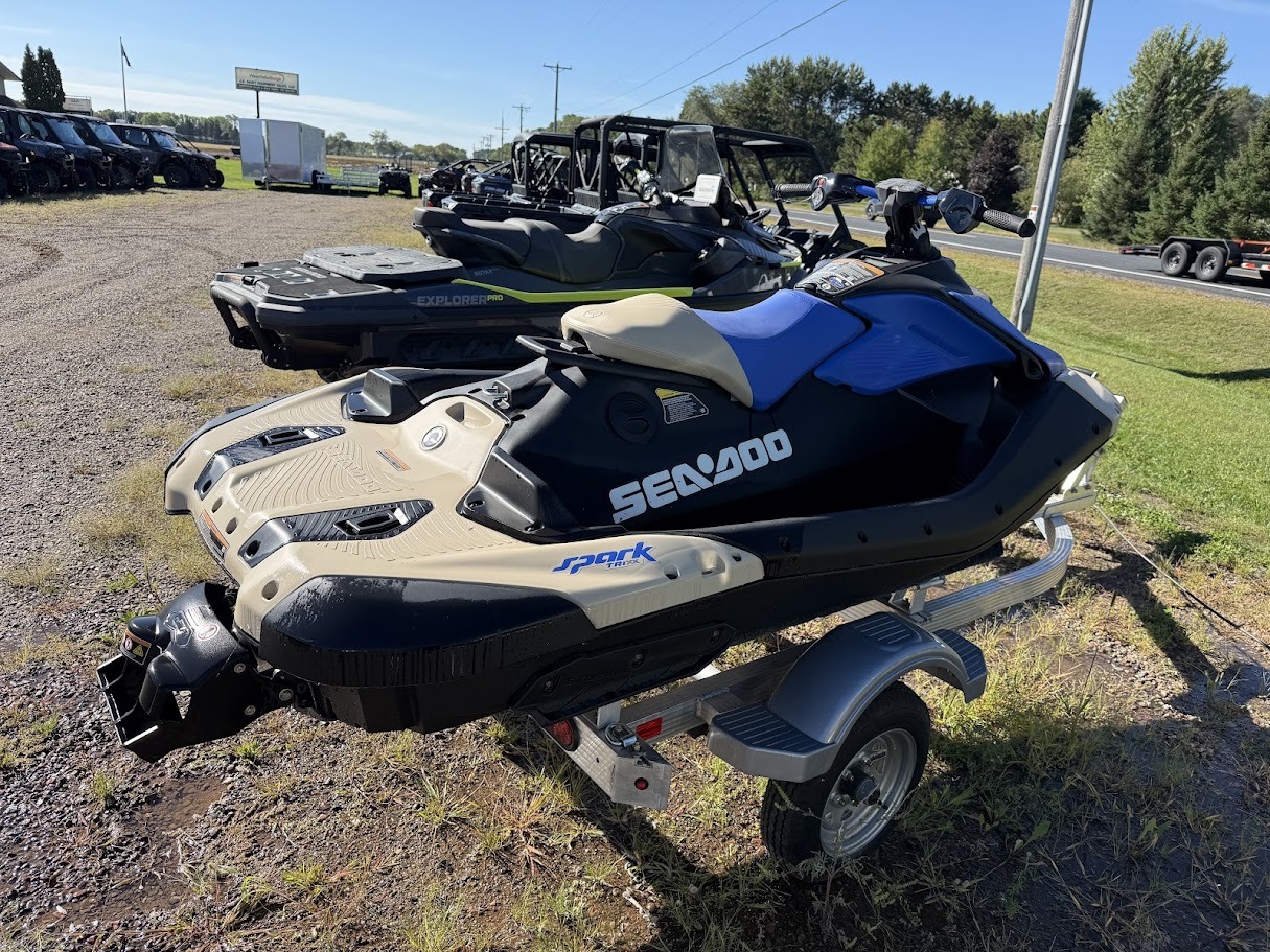 2025 Sea-Doo Spark Trixx for 1 + iBR and audio in option, Chippewa