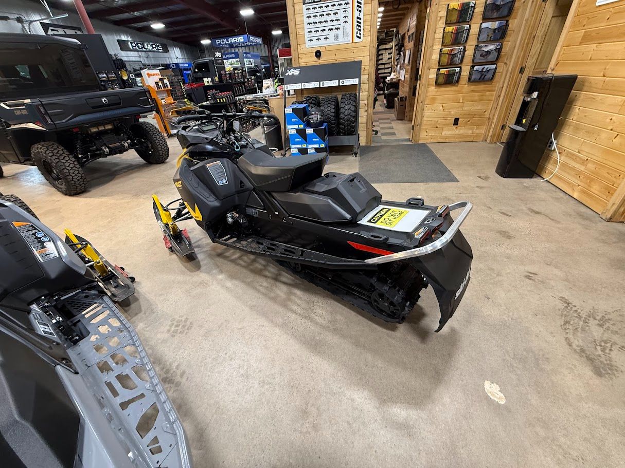 2025 Ski-Doo MXZ NEO+ 600 EFI ES RipSaw 1.25 in Chippewa Falls, Wisconsin - Photo 5