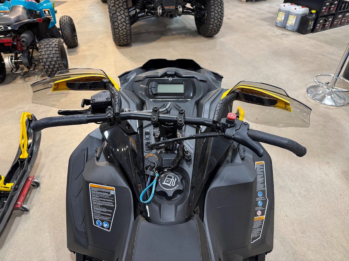2025 Ski-Doo MXZ NEO+ 600 EFI ES RipSaw 1.25 in Chippewa Falls, Wisconsin - Photo 9