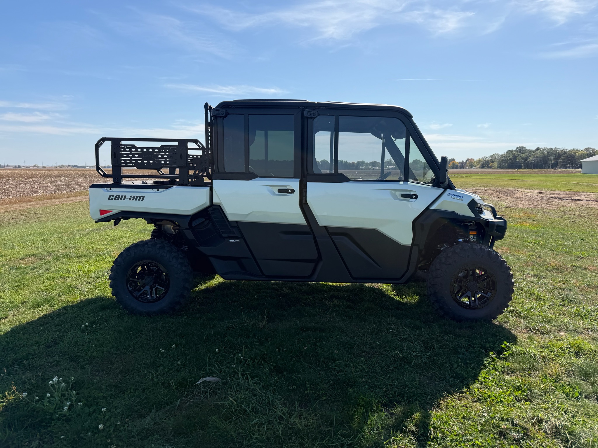 2027 Can-Am™ Defender XU MAX Limited HD11 5