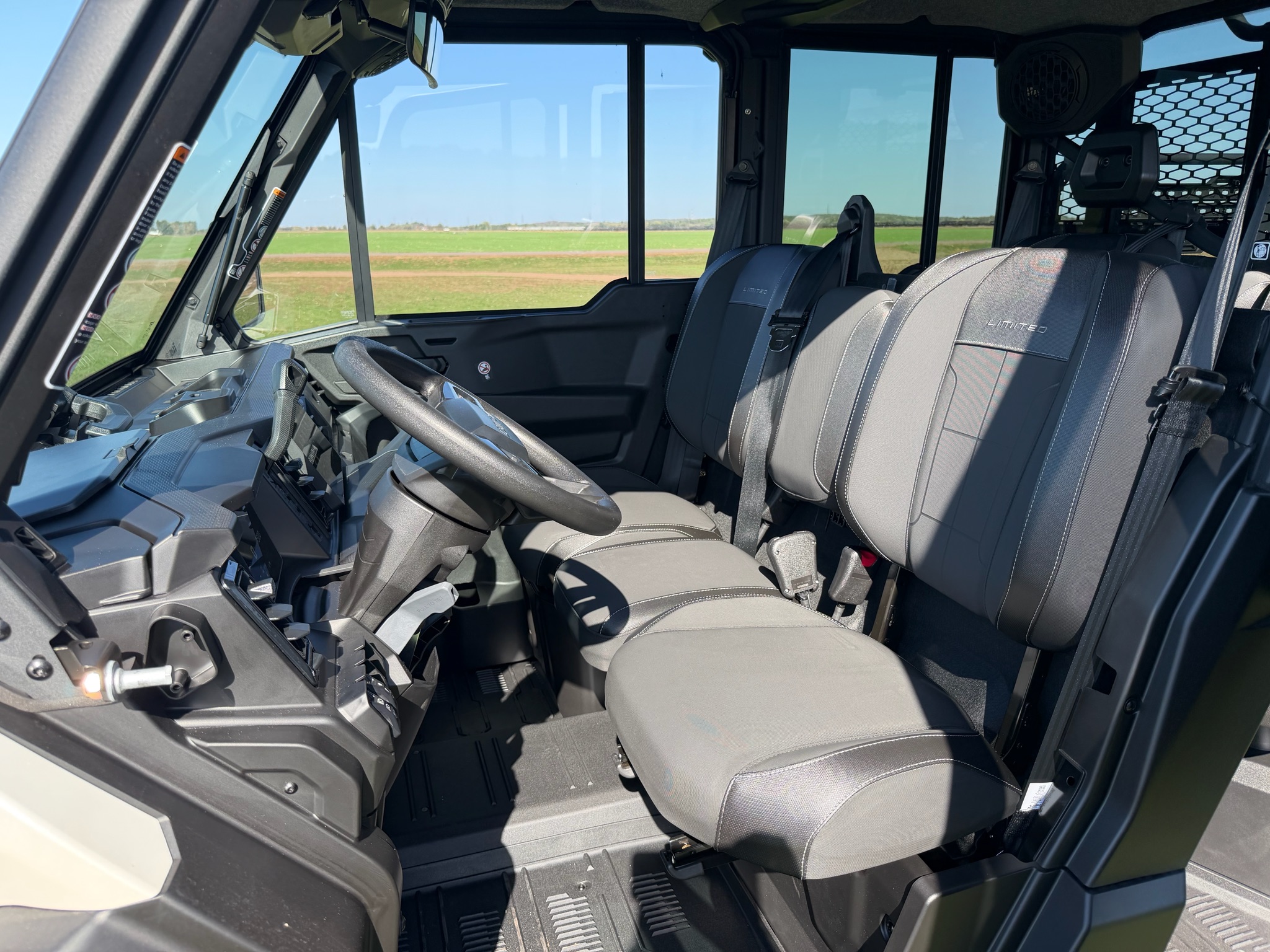 2027 Can-Am™ Defender XU MAX Limited HD11 9