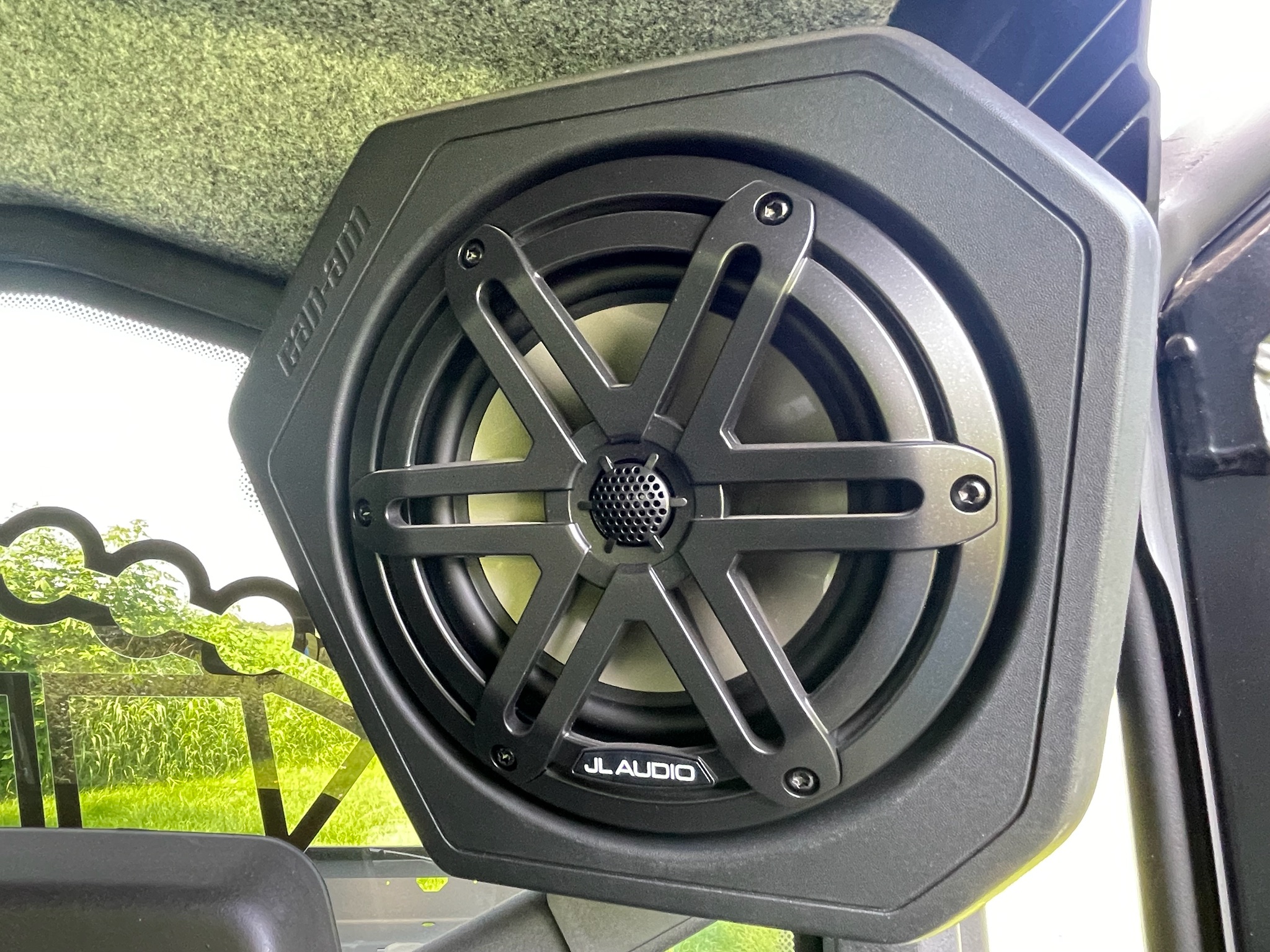 2026 Can-Am™ Defender MAX Limited HD11 12