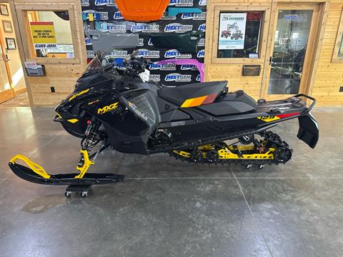 2027 Ski-Doo MXZ Adrenaline w/ Blizzard Package 129 600RR E-TEC ES Ice Ripper XT 1.25 — photo 1 of 10